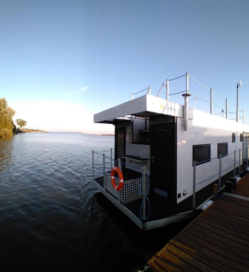 Houseboat Arka 1 - Domki Na Wodzie, Rower Wodny, Wifi, Parking Mielno  Eksteriør bilde