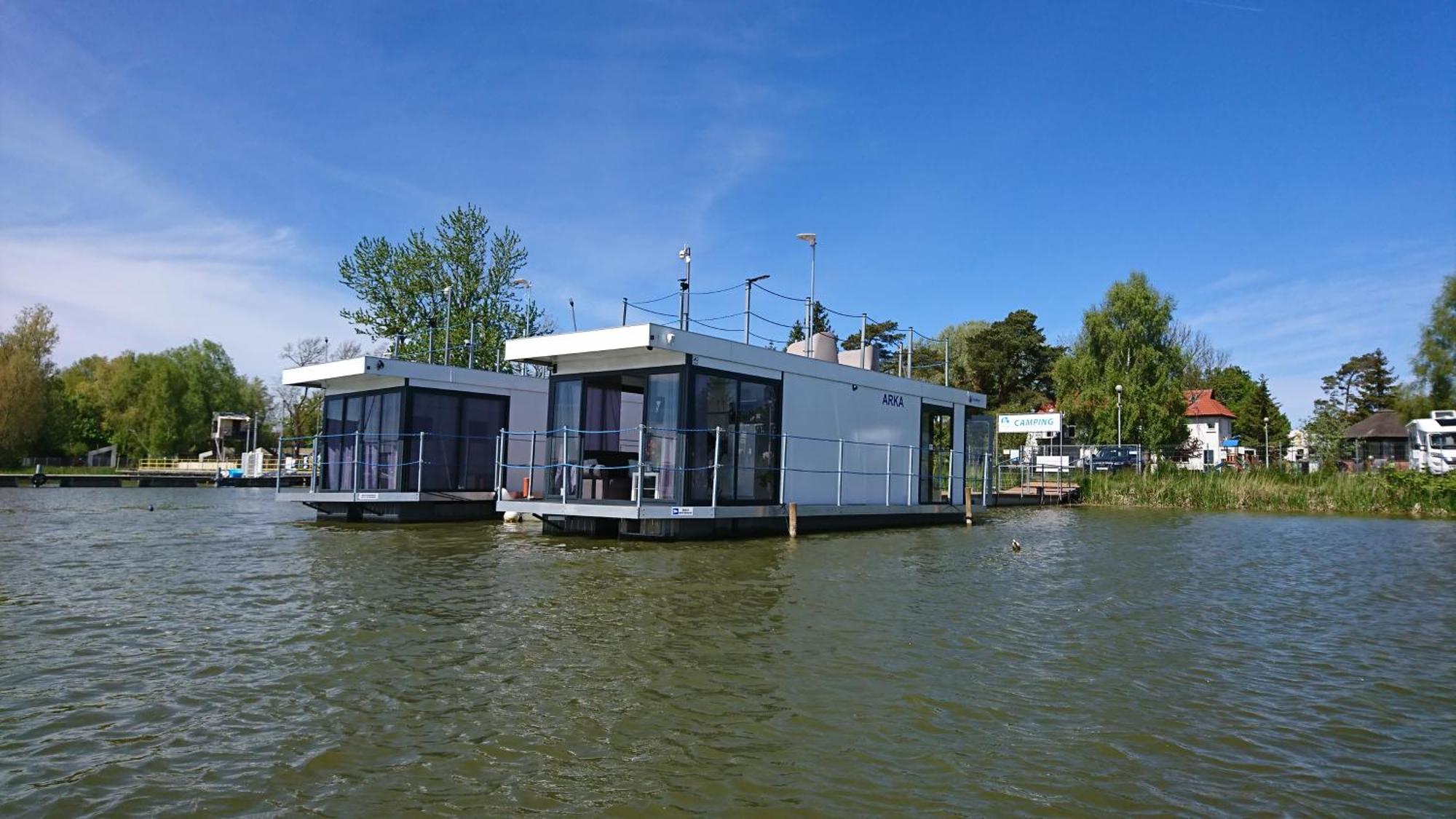 Houseboat Arka 1 - Domki Na Wodzie, Rower Wodny, Wifi, Parking Mielno  Eksteriør bilde